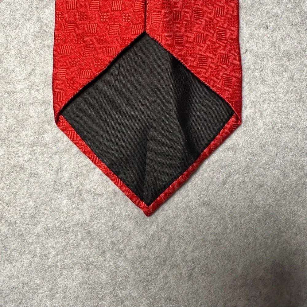 John Hill Executive Collection Red‎ Silk Geometric Pattern Men's Necktie